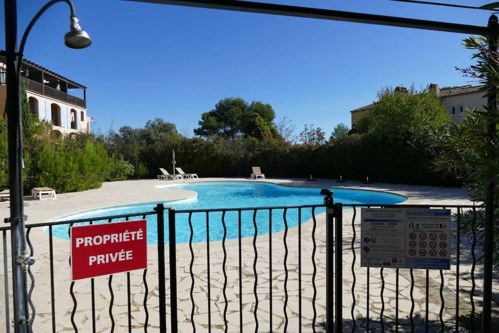 פונט-רויאל Appartement Clim & Piscine Sur Golf מראה חיצוני תמונה